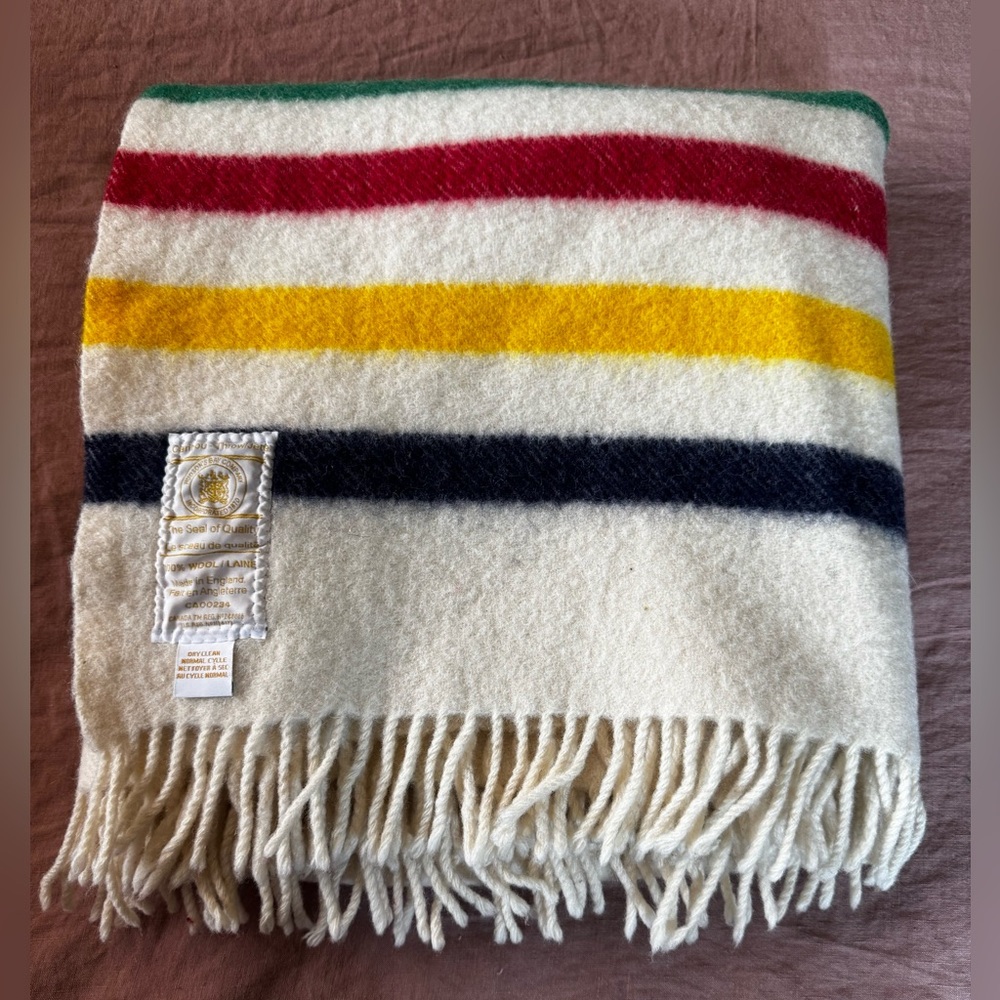 Hudson Bay Company Wool Caribou Throw, EUC